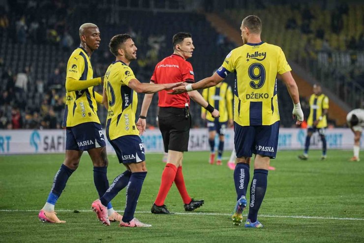 FENERBAHÇE EVİNDE 2 MAÇ SONRA KAZANDI