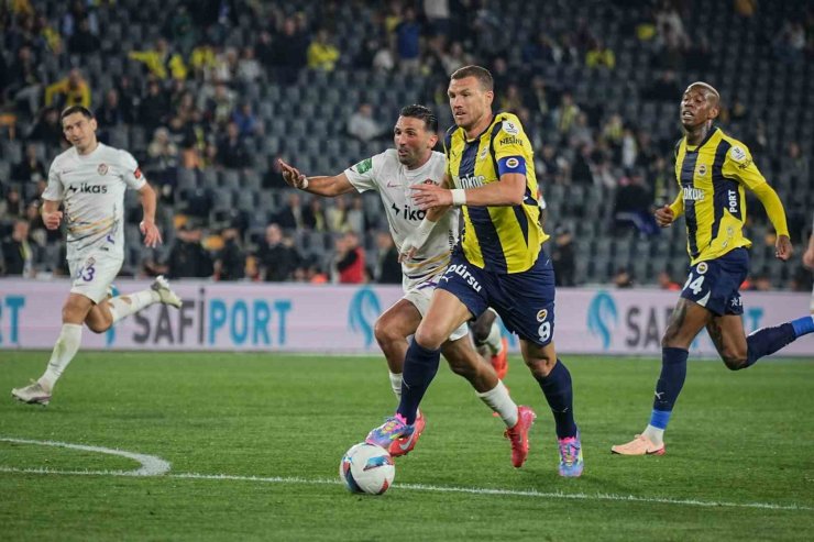 TRENDYOL SÜPER LİG: FENERBAHÇE: 2 - EYÜPSPOR: 1 (MAÇ SONUCU)