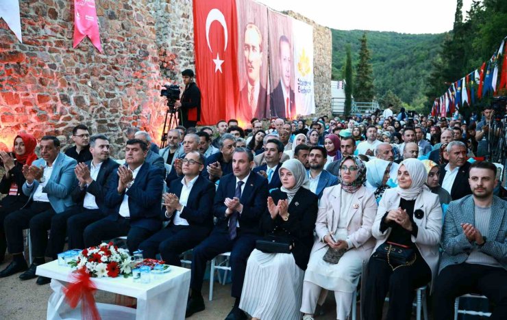 ’11. ULUSLARARASI İSTANBULENSİS ŞİİR FESTİVALİ’ BAŞLADI