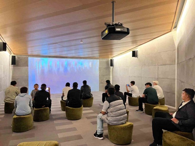 DİLOVASI KAYMAKAMLIĞI’NDAN İSTANBUL’A KÜLTÜR GEZİSİ