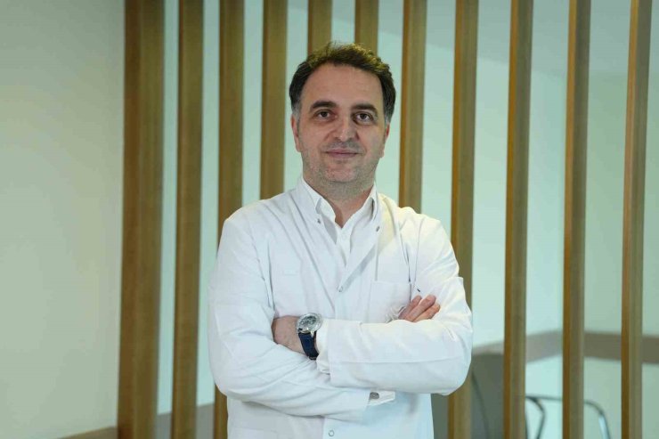 TÜRK DOKTORLARLA MOSKOVA’DA PROTEZ DEVRİMİ: OSSEOİNTEGRASYON VE PRECİCE KONUŞULDU