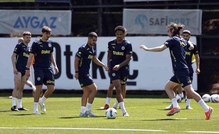 FENERBAHÇE, ATAKAŞ HATAYSPOR MAÇI HAZIRLIKLARINI SÜRDÜRDÜ