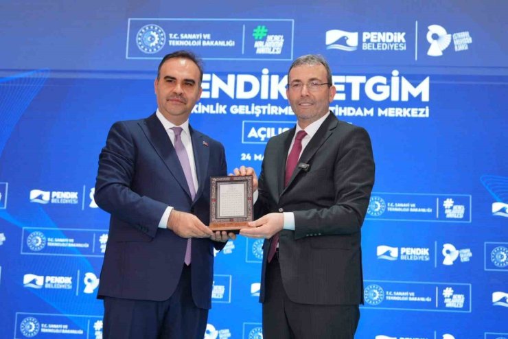 PENDİK BELEDİYESİ YETKİNLİK GELİŞTİRME VE İSTİHDAM MERKEZİ AÇILDI