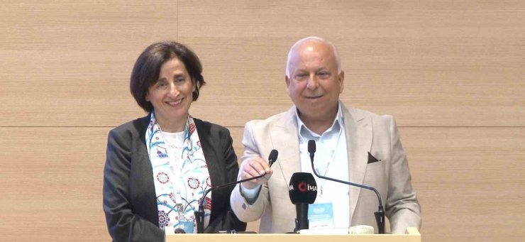 İSTANBUL’DAKİ ULUSLARARASI SAĞLIK BİLİMLERİ KONGRESİ’NE 14 ÜLKEDEN UZMAN KATILDI