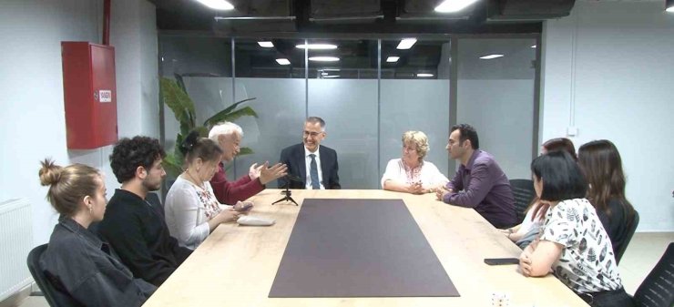 İSTANBUL’DAKİ ULUSLARARASI SAĞLIK BİLİMLERİ KONGRESİ’NE 14 ÜLKEDEN UZMAN KATILDI