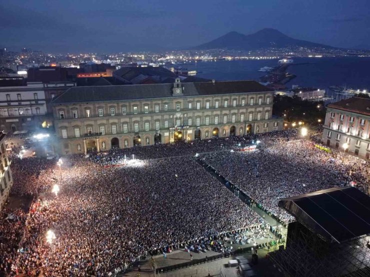 İTALYA SERİE A’DA ŞAMPİYON NAPOLİ