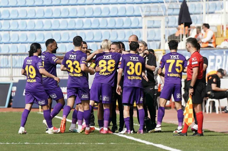 TRENDYOL SÜPER LİG: EYÜPSPOR: 2 - ANTALYASPOR: 0 (İLK YARI)