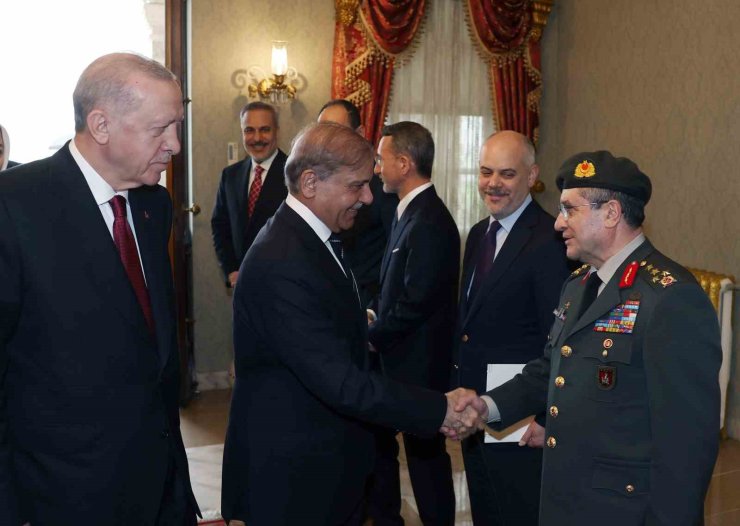 CUMHURBAŞKANI ERDOĞAN, PAKİSTAN BAŞBAKANI ŞERİF’İ KABUL ETTİ