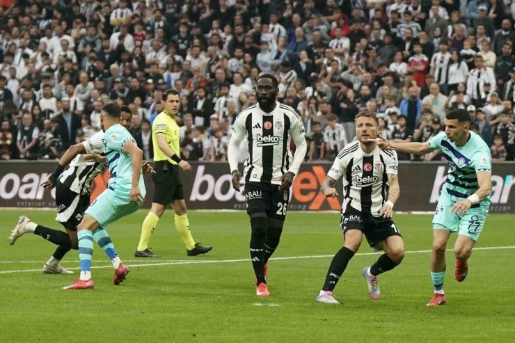 TRENDYOL SÜPER LİG: BEŞİKTAŞ: 0 - ÇAYKUR RİZESPOR: 0 (İLK YARI)