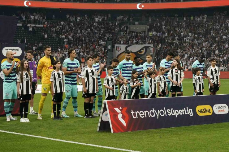 TRENDYOL SÜPER LİG: BEŞİKTAŞ: 0 - ÇAYKUR RİZESPOR: 0 (MAÇ DEVAM EDİYOR)