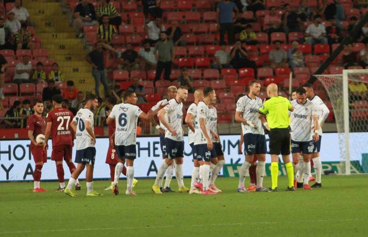 FENERBAHÇE SON DEPLASMAN MAÇINI KAYBETTİ