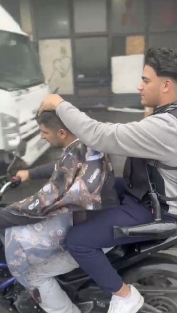 SULTANGAZİ’DE SEYİR HALİNDEKİ MOTOSİKLET ÜZERİNDE TIRAŞ