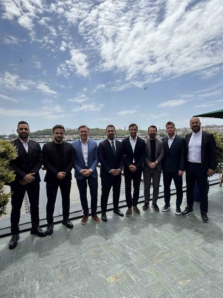 ARDA TURAN’IN YENİ ADRESİ SHAKHTAR DONETSK!