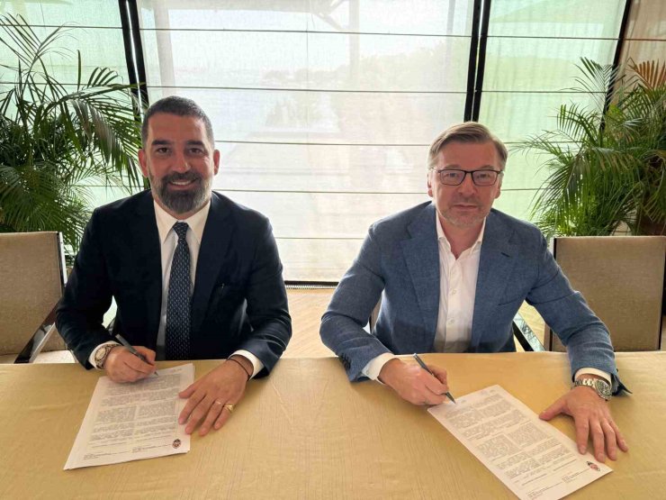 ARDA TURAN’IN YENİ ADRESİ SHAKHTAR DONETSK!