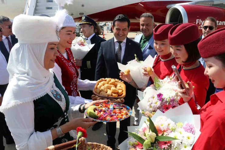 GAZİPAŞA-ALANYA HAVALİMANI, FLYARSYTAN’IN İLK UÇUŞUNU KARŞILADI