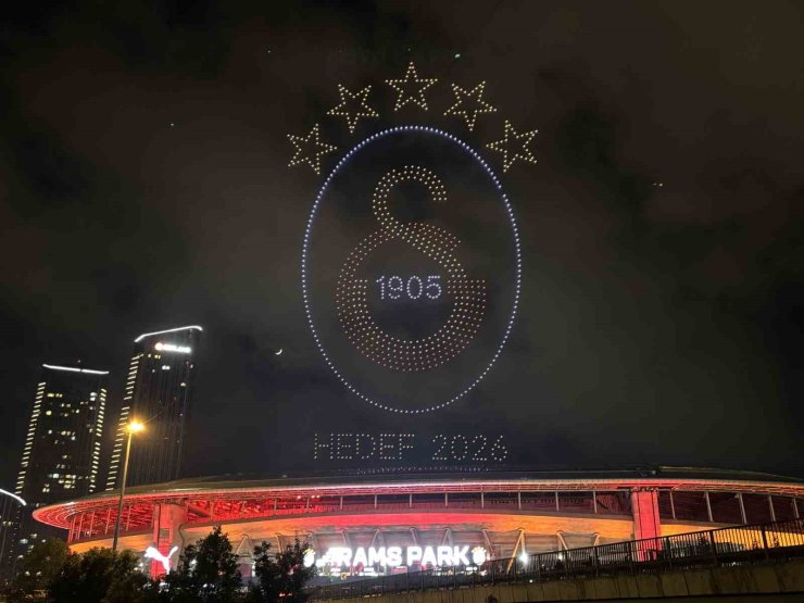 GALATASARAY’DAN DRON ŞOV