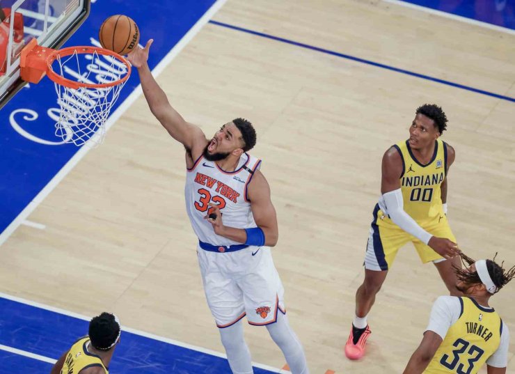 NEW YORK KNİCKS, INDİANA PACERS KARŞISINDA SERİYİ UZATTI