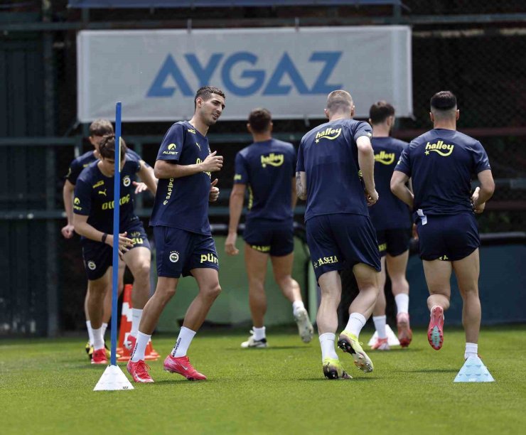 FENERBAHÇE, KONYASPOR MAÇI HAZIRLIKLARINI TAMAMLADI