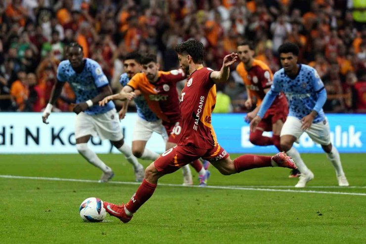 TRENDYOL SÜPER LİG: GALATASARAY: 1 - BAŞAKŞEHİR: 0 (İLK YARI)