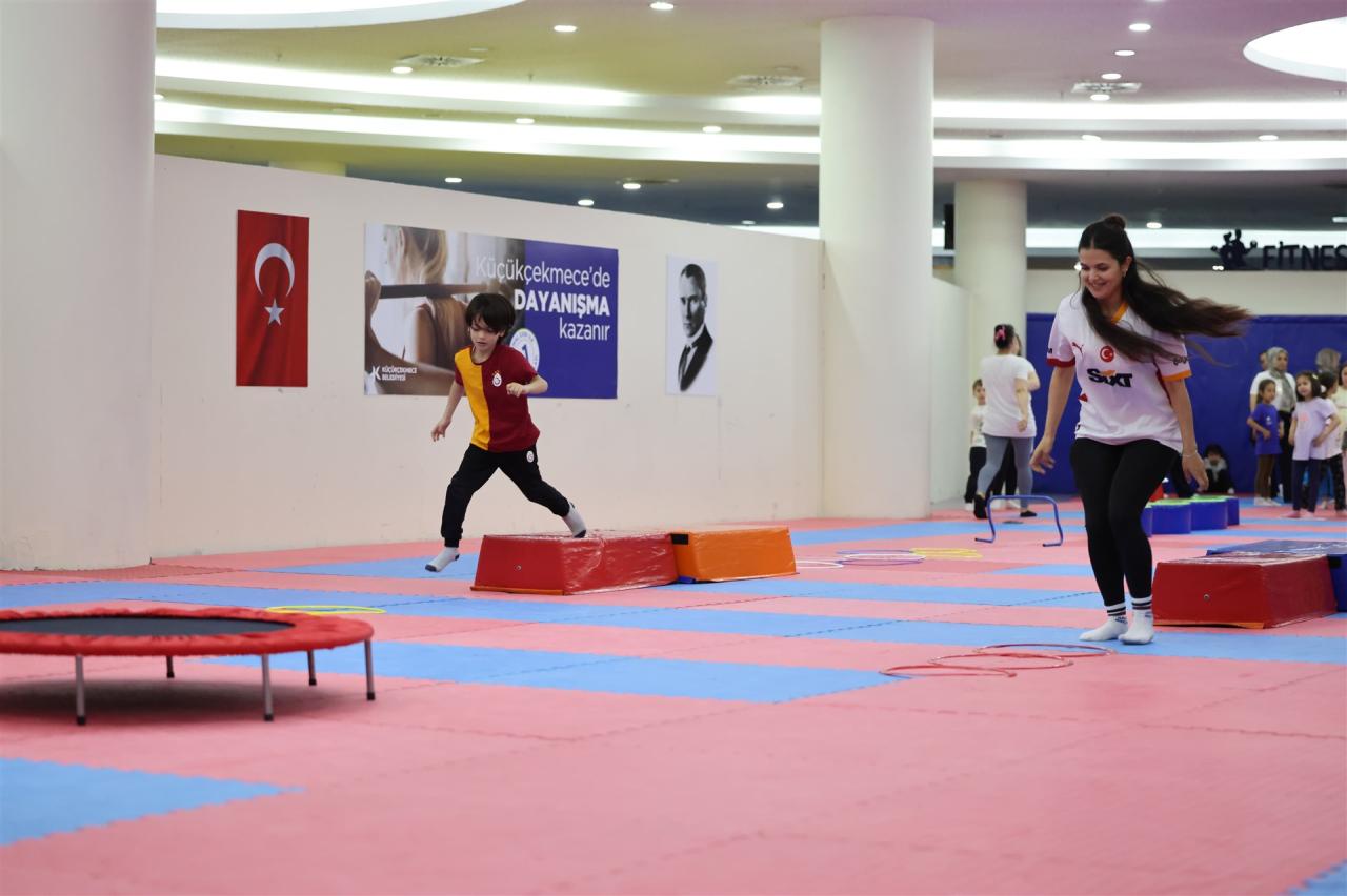 zlhuuap5qkcrb10pwemf76ct.jpg