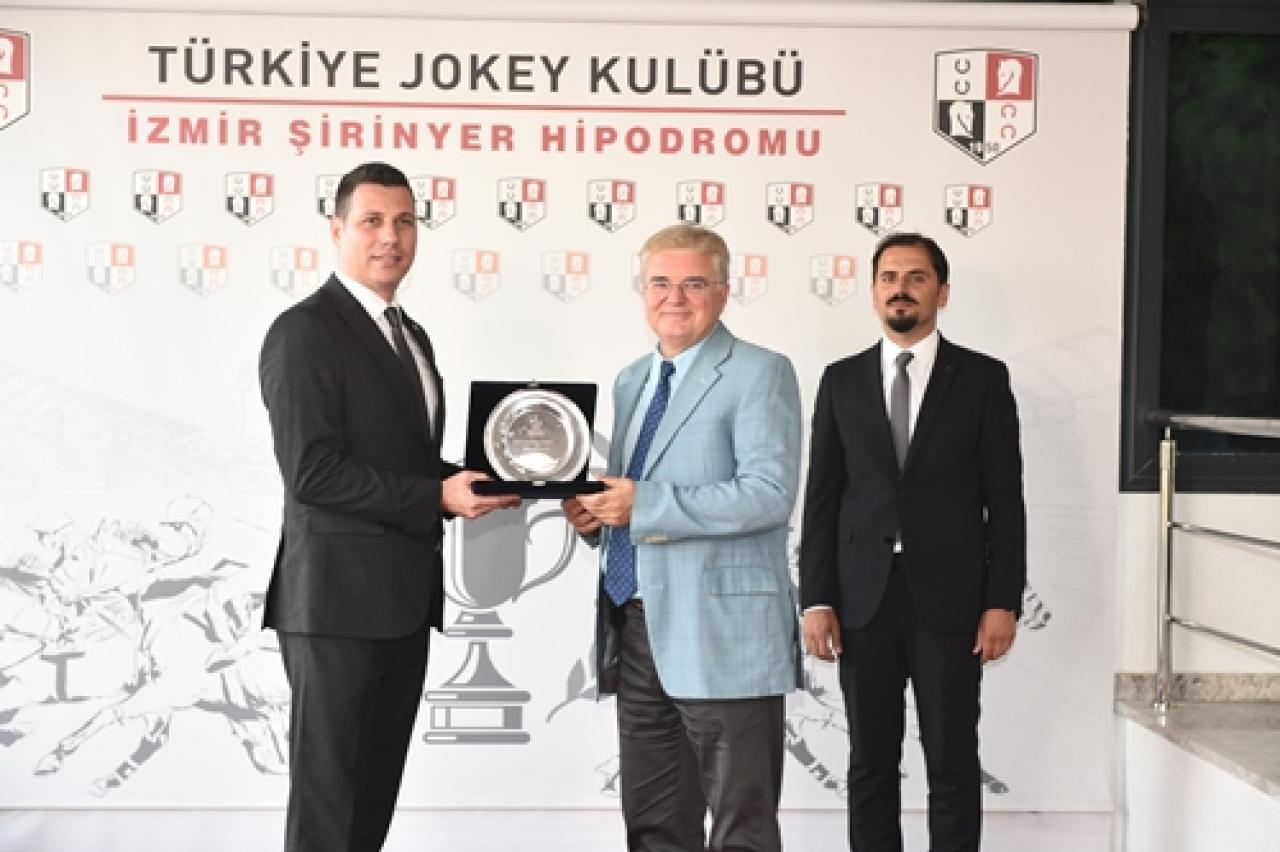 2vvykcerddfuzjoretypbn1x.jpg