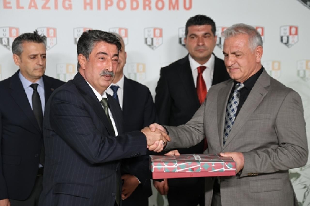 npwI49x7sfpjgtelcsto5yfk.jpg